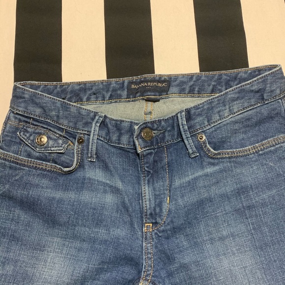 💥🔥Banana Republic cropped/cuffed jeans 🔥💥 - Picture 4 of 6